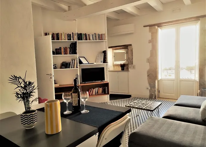 Suite Bagnara- Ortigia Holidays